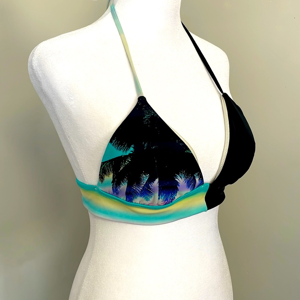 Victoria’s Secret two tone palm bikini top